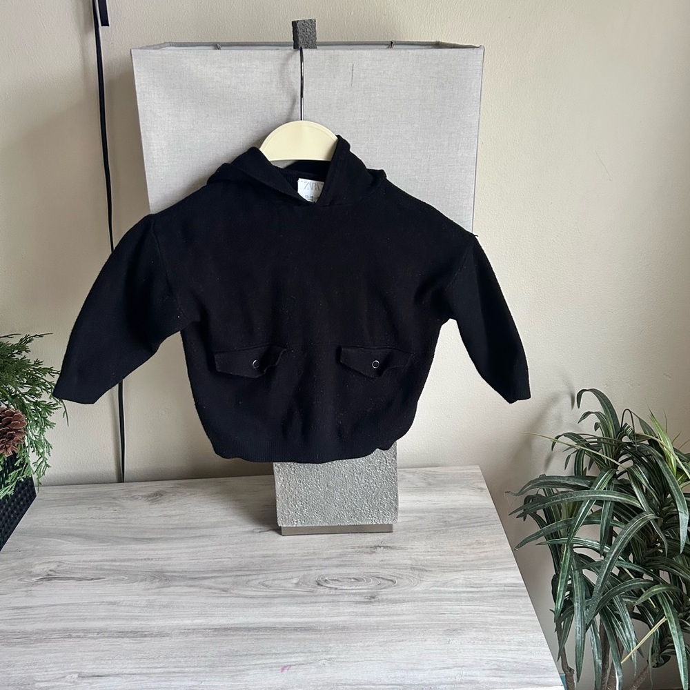 Zara Black Hoodie